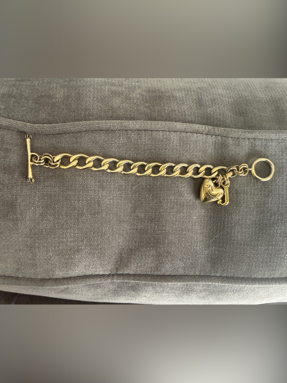 Juicy Couture Gold Tone Heart Starter Charm Chain Bracelet